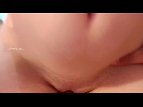 ❤️ Duke fjetur në dhomën e motrës sime dhe kështu u zgjova ❤️❌ Porno e bukur tek ne ❤